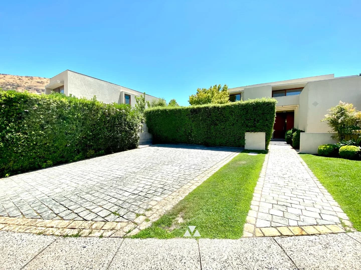 Excelente Casa En Canquen Norte Piedra Roja 5d/ Mas Servicio - 1